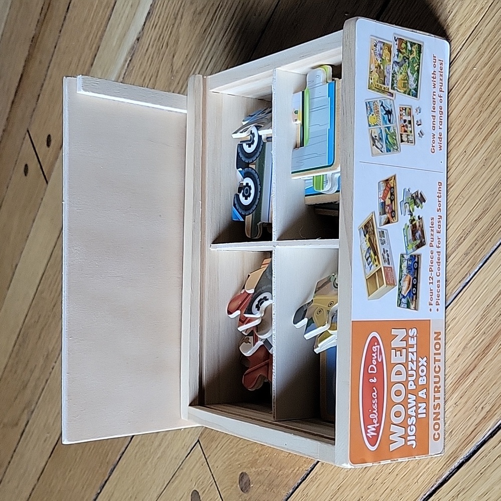 Melissa and Doug Puzzle Set